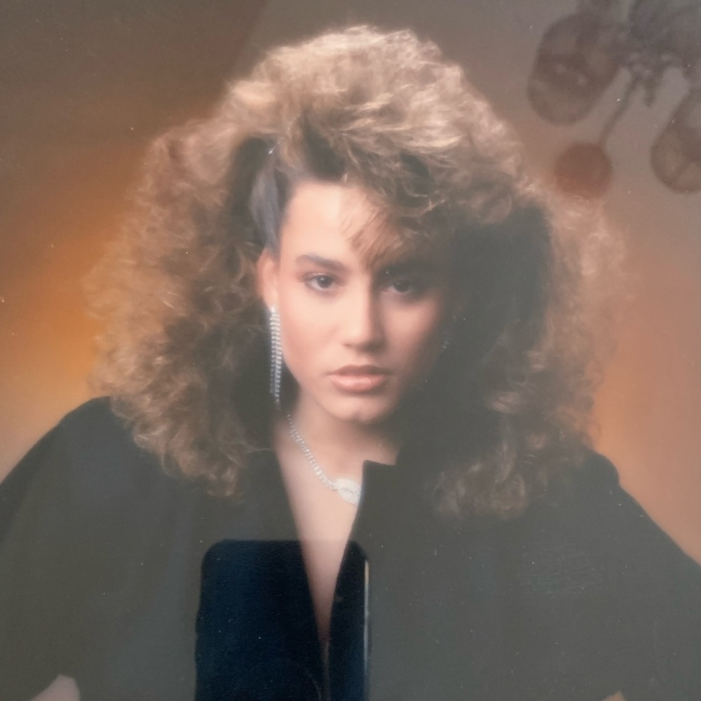 Meet your Posher, D.Bella